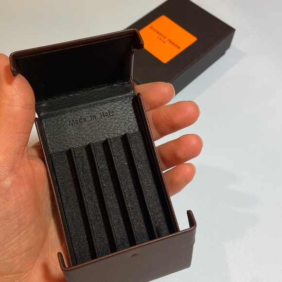 ✨ Giorgio Fedon Slim Leather Cigarette Holder — NEW — Made in Italy ✨ - Picture 5 of 6
